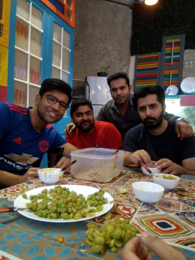 Salaam Namastey Backpackers Pansiyon Mumbai Dış mekan fotoğraf